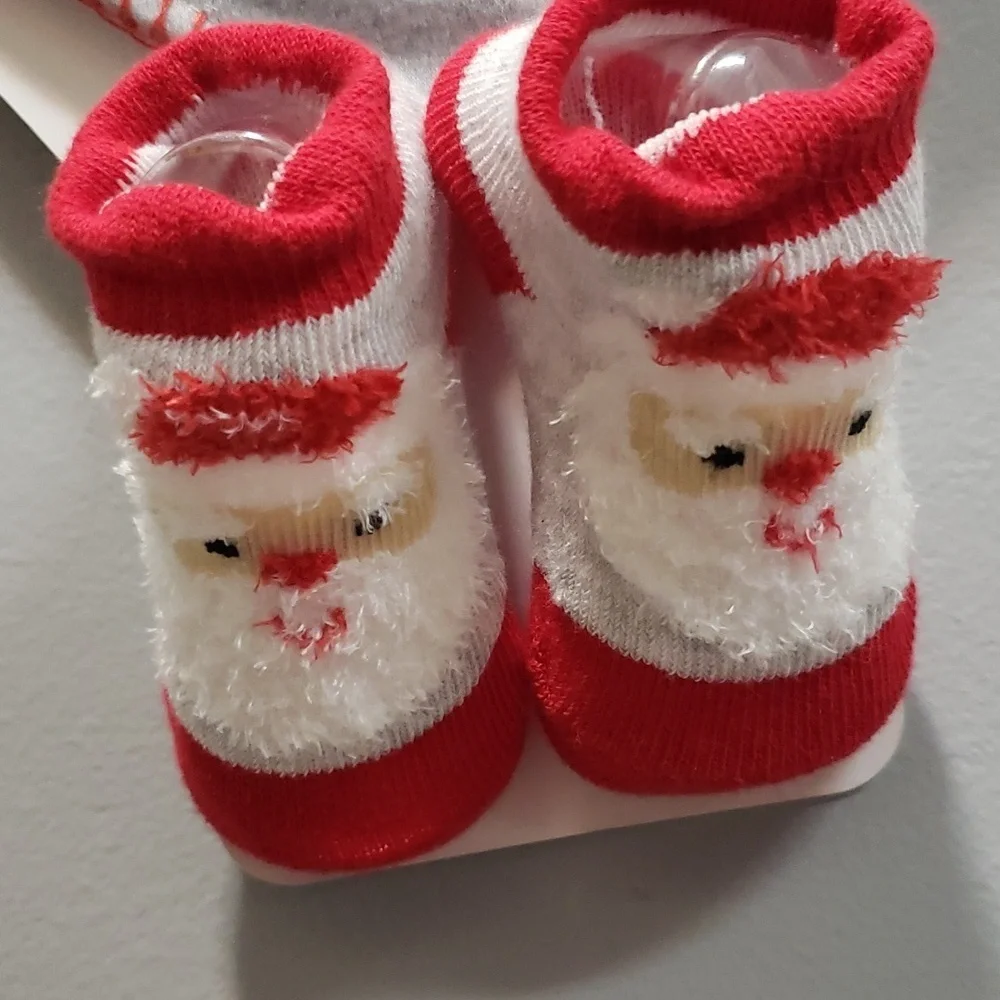 Little Me NWT Hat, Santa Bib And Booties Gift Set